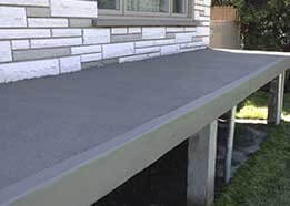 Resurfaçage d'un balcon au ciment polymère